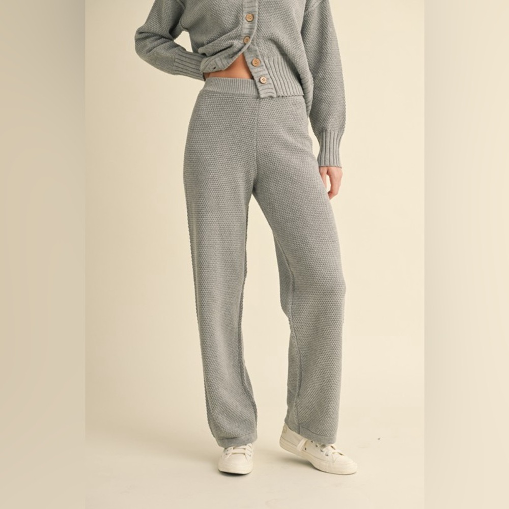 Camellia Knit 2-Piece Set Cardigan + Pants - Picture 6 of 6